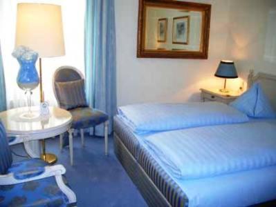 Hotel Daniels Халбергмос Екстериор снимка